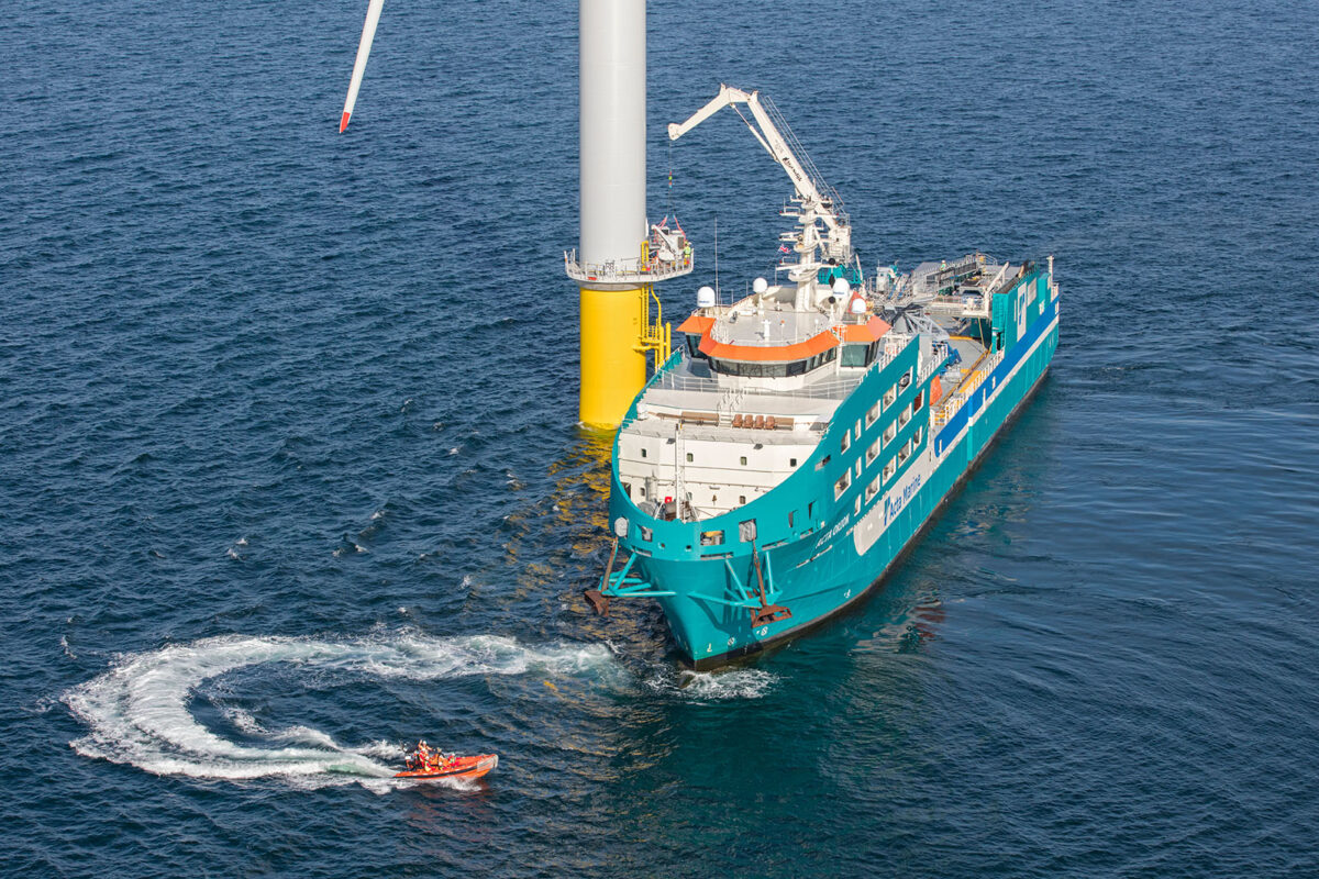 FF85793_comp FF85793_comp